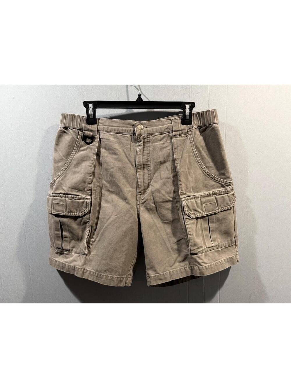 Mens Columbia Olive Cargo Shorts, Size 34 Waist Measures More Like A 35” Rugged